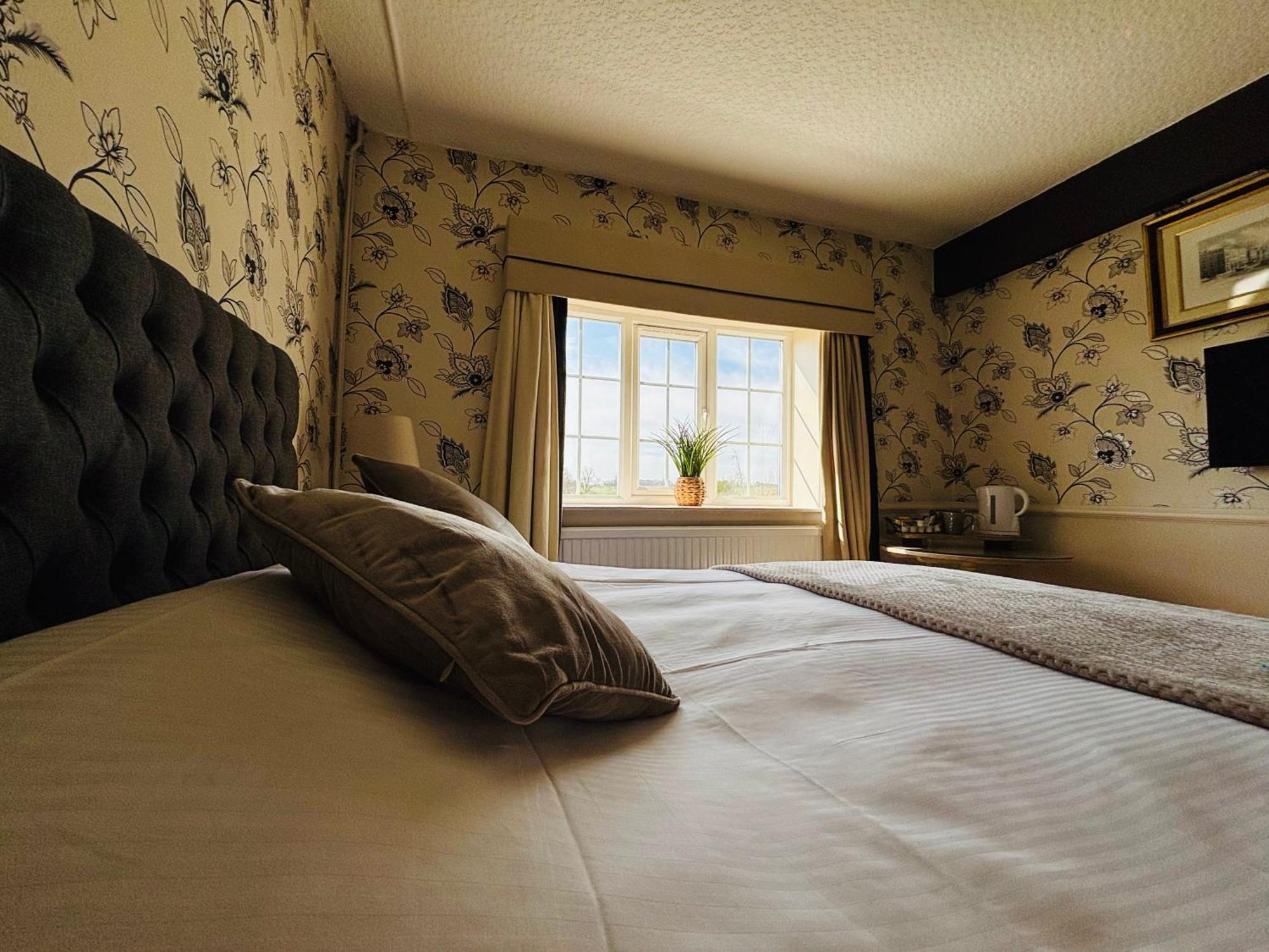 The Sibson Inn Hotel Water Newton Zewnętrze zdjęcie