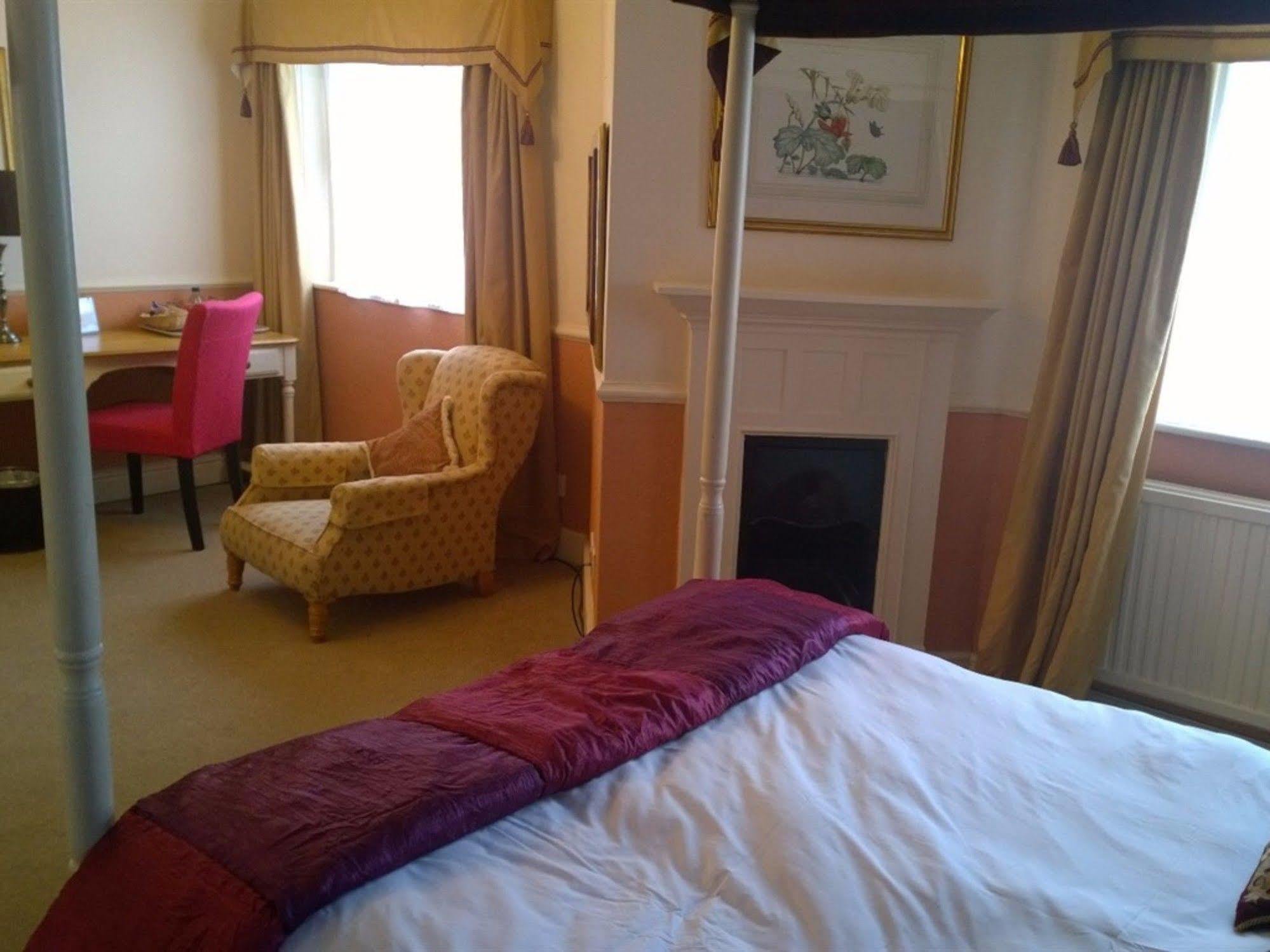 The Sibson Inn Hotel Water Newton Zewnętrze zdjęcie